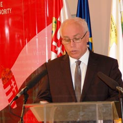 Hajnal Jenő
